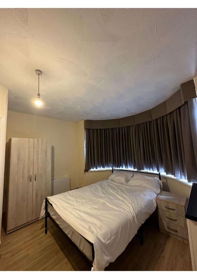 En-Suites Rooms In Northampton Moulton  Exterior photo